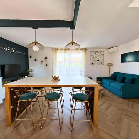 Evasion Chic - Duplex 70 M2 Climatise Avec Terrasse Et Parking *