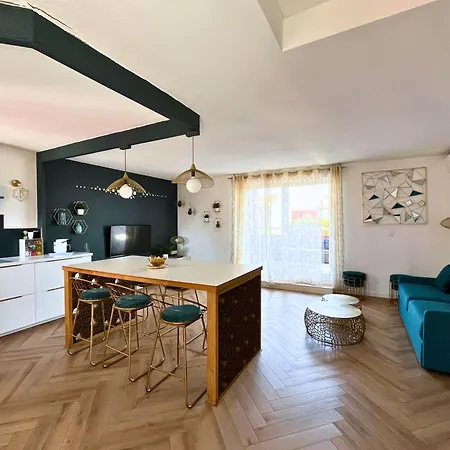 Evasion Chic - Duplex 70 M2 Climatise Avec Terrasse Et Parking Lattes