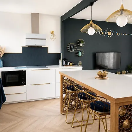 Evasion Chic - Duplex 70 M2 Climatise Avec Terrasse Et Parking *